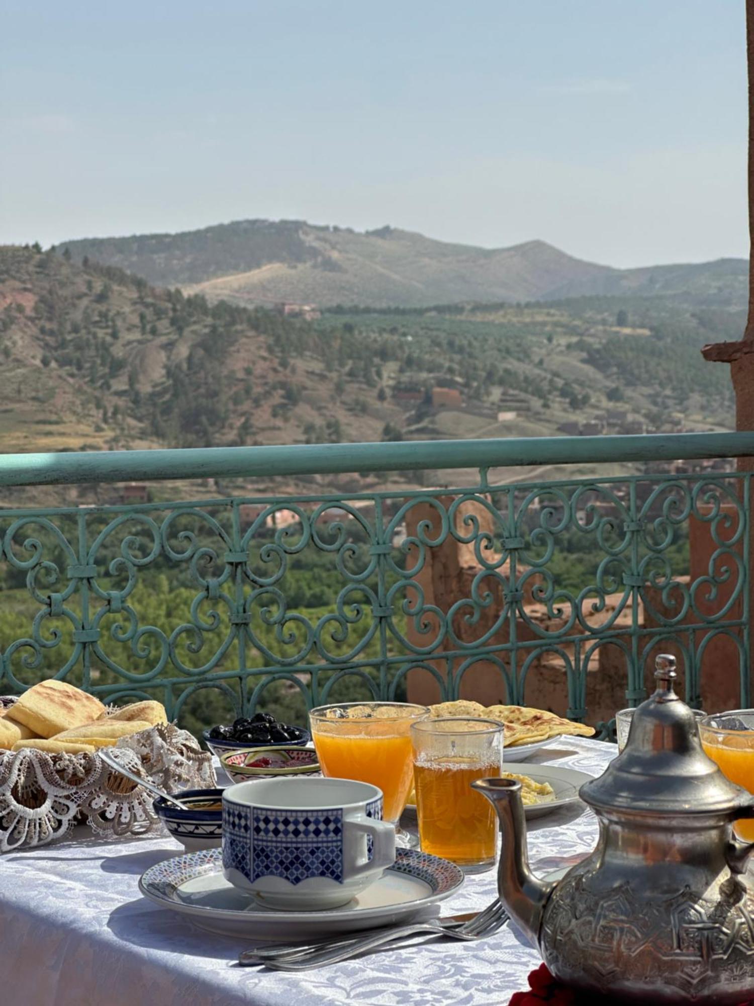 Riad Kasbah Omar Ourika Esterno foto